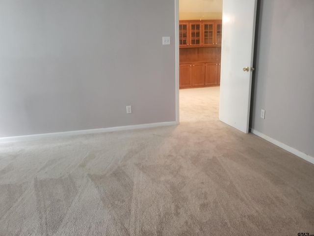 231 Lamplight Path, Holly Lake Ranch, TX 75765