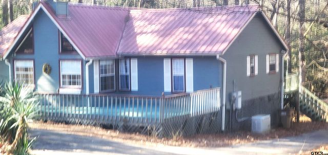 231 Lamplight Path, Holly Lake Ranch, TX 75765