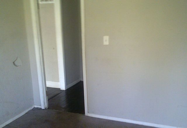3075 LOTUS RD, Memphis, TN 38109
