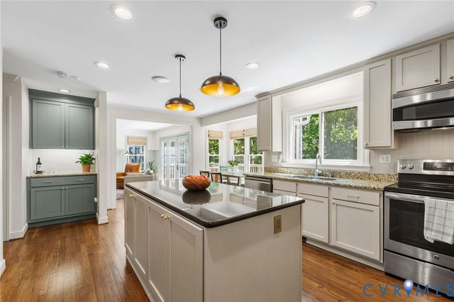 12521 Cutler Ridge Dr, Henrico, VA 23233