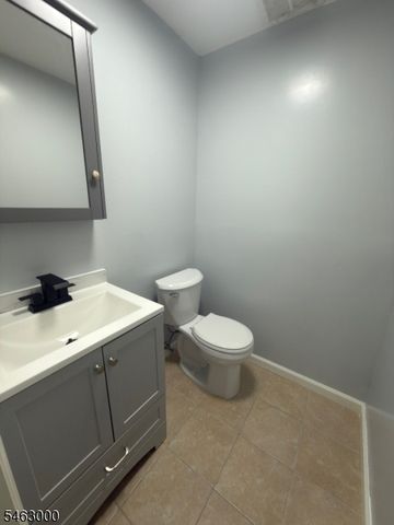 1027 Cricket Ln 1027, Woodbridge Twp., NJ 07095