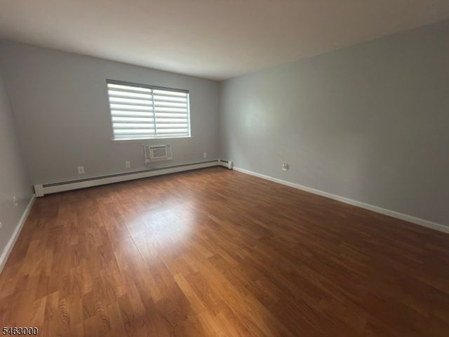 1027 Cricket Ln 1027, Woodbridge Twp., NJ 07095