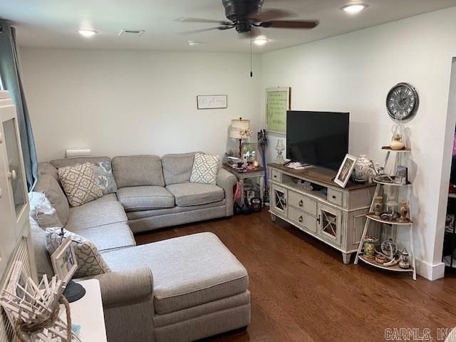 2804 Westmoreland, Mena, AR 71953