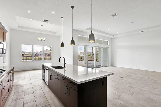 10103 Timber Creek Way, Palm Beach Gardens, FL 33412