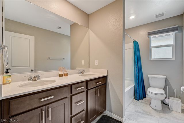 10621 Adobe Ranch Street, Las Vegas, NV 89141
