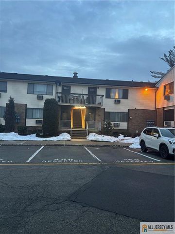 834 Cricket Lane 834, Woodbridge Proper, NJ 07095