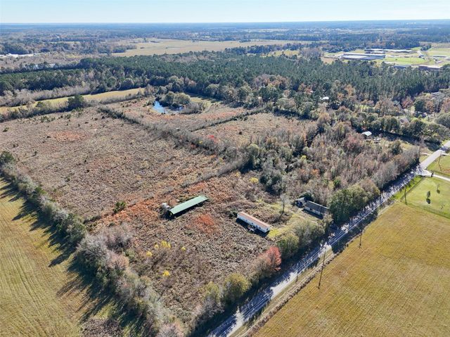 824 County Road 2268, Cleveland, TX 77327