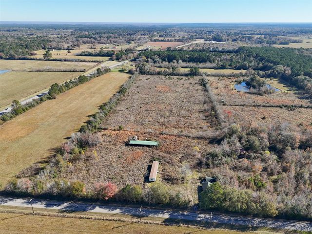 824 County Road 2268, Cleveland, TX 77327