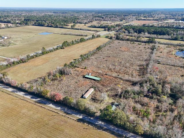 824 County Road 2268, Cleveland, TX 77327