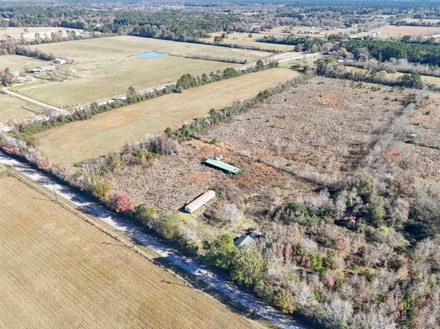 824 County Road 2268, Cleveland, TX 77327