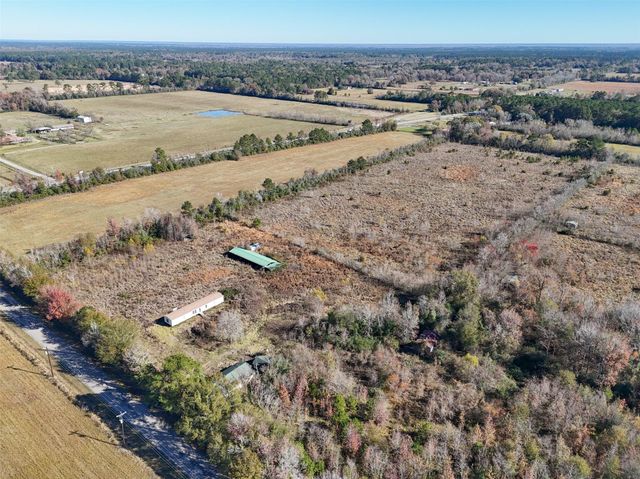 824 County Road 2268, Cleveland, TX 77327