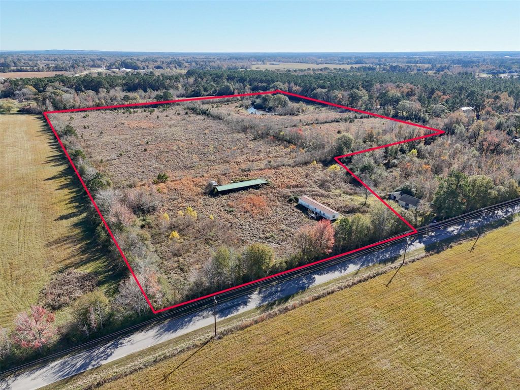 824 County Road 2268, Cleveland, TX 77327