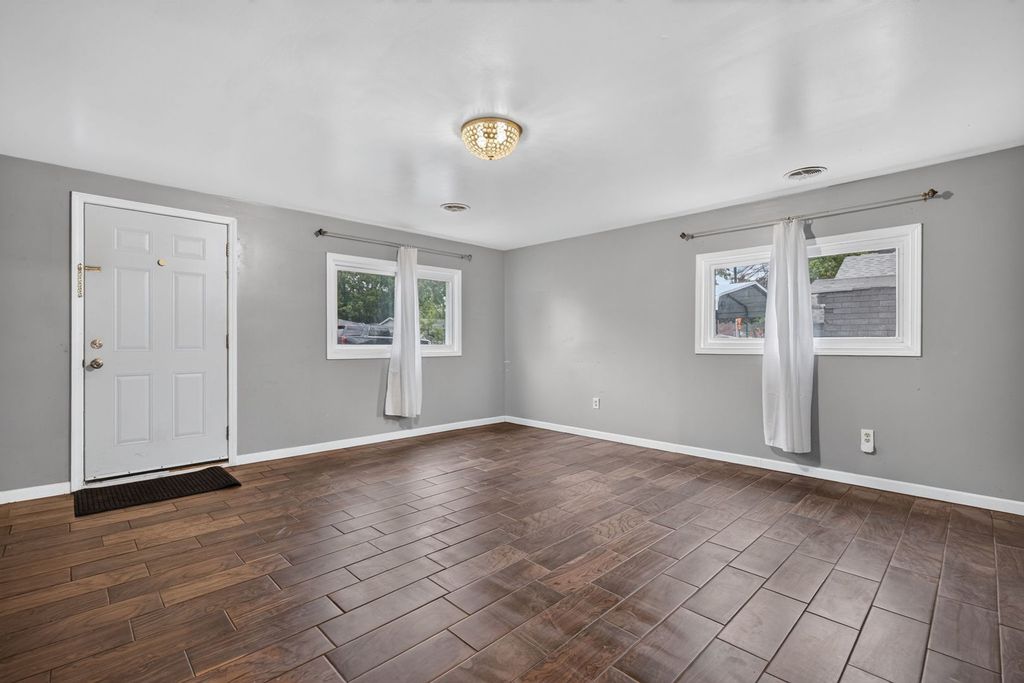25333 W Joliet Street, Channahon, IL 60410 — photo 5