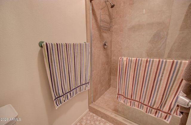 2868 E CLARENDON Avenue, Phoenix, AZ 85016