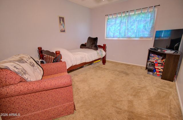 2868 E CLARENDON Avenue, Phoenix, AZ 85016