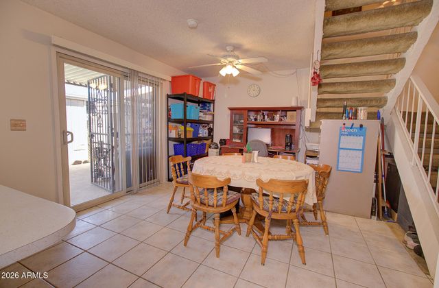 2868 E CLARENDON Avenue, Phoenix, AZ 85016