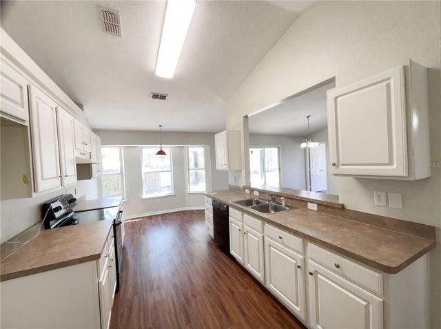 127 REDWOOD TRACK COURSE, Ocala, FL 34472