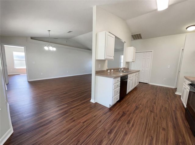 127 REDWOOD TRACK COURSE, Ocala, FL 34472