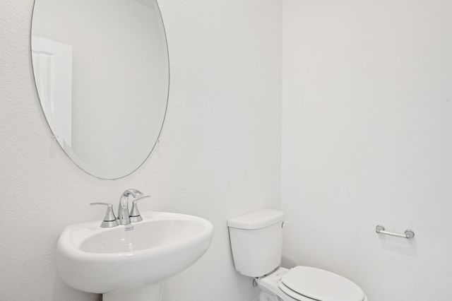 2233 Mustang Way, Seagoville, TX 75159