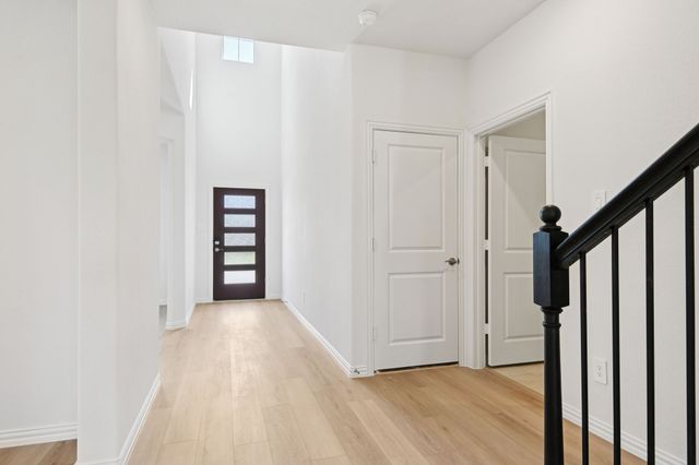 2233 Mustang Way, Seagoville, TX 75159