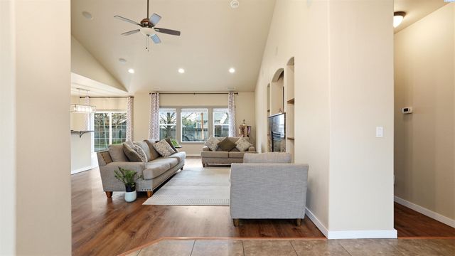 408 Liberty Lane, Richland, WA 99352