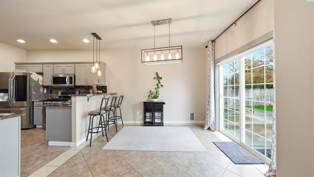 408 Liberty Lane, Richland, WA 99352