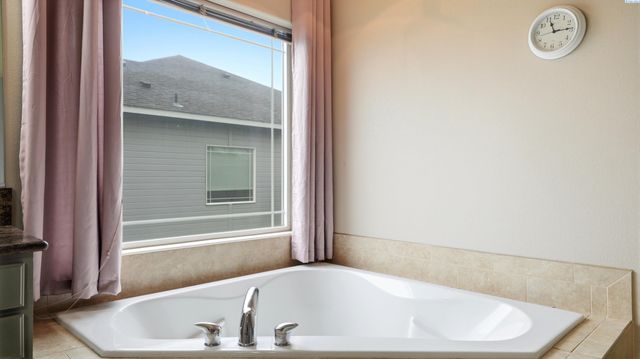 408 Liberty Lane, Richland, WA 99352