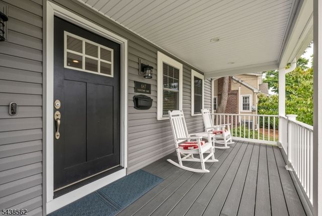 647 Harristown Rd, Glen Rock Boro, NJ 07452