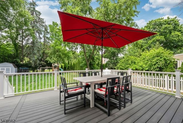 647 Harristown Rd, Glen Rock Boro, NJ 07452