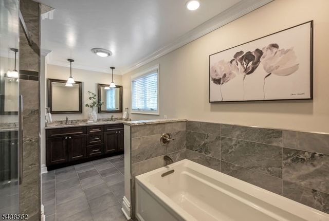 647 Harristown Rd, Glen Rock Boro, NJ 07452