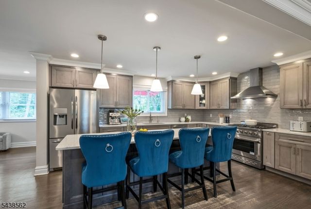647 Harristown Rd, Glen Rock Boro, NJ 07452