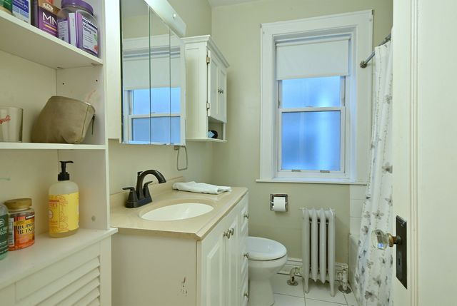 6306 W Holbrook Street, Chicago, IL 60646