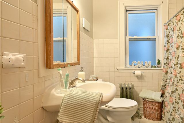 6306 W Holbrook Street, Chicago, IL 60646