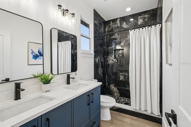 3612 E CLIFTON STREET, Tampa, FL 33610