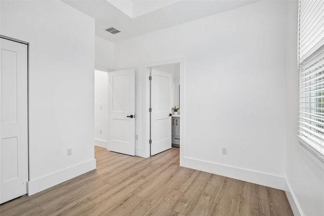 3612 E CLIFTON STREET, Tampa, FL 33610