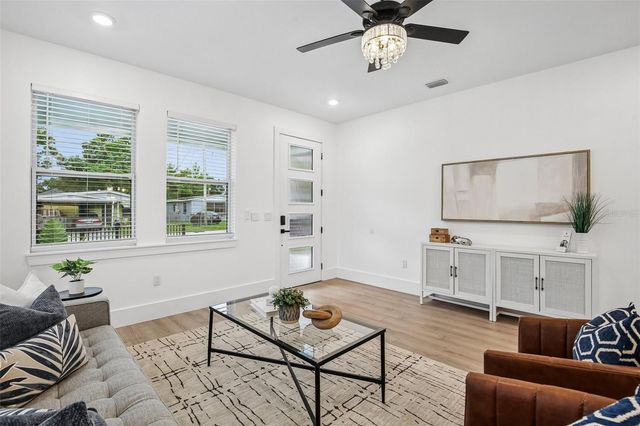 3612 E CLIFTON STREET, Tampa, FL 33610