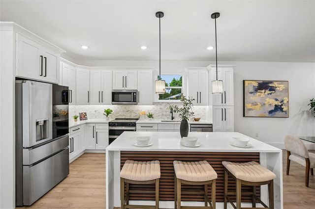 3612 E CLIFTON STREET, Tampa, FL 33610