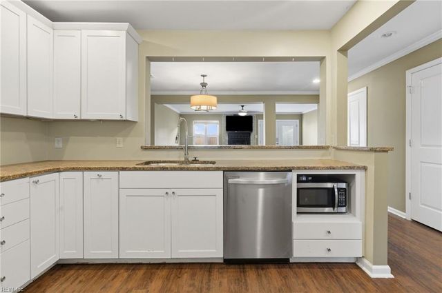 815 Quesnel DR, Virginia Beach, VA 23454