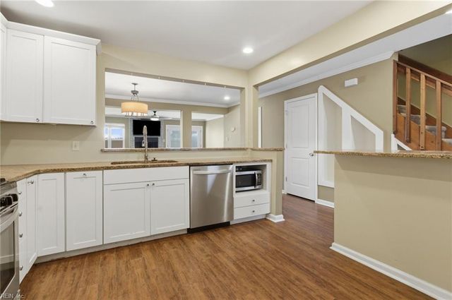 815 Quesnel DR, Virginia Beach, VA 23454