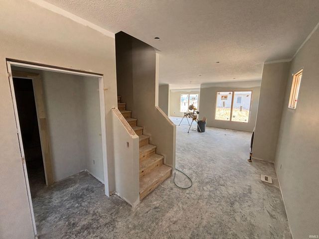 17909 Seahawk Lane, Huntertown, IN 46748