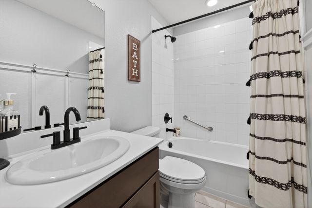 800 Rustic Way, Royse City, TX 75189