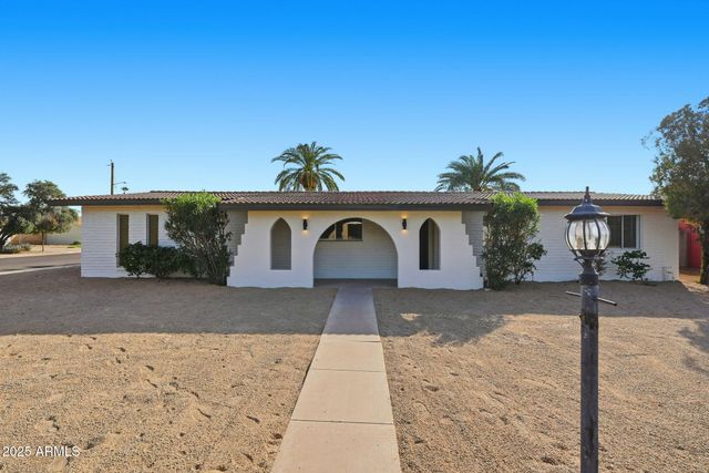 403 W GAIL Drive, Chandler, AZ 85225