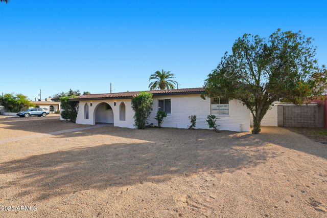 403 W GAIL Drive, Chandler, AZ 85225