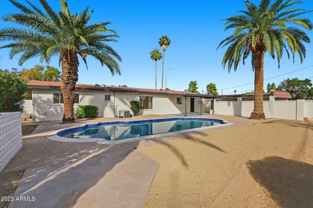 403 W GAIL Drive, Chandler, AZ 85225