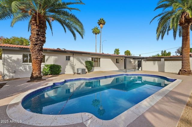 403 W GAIL Drive, Chandler, AZ 85225