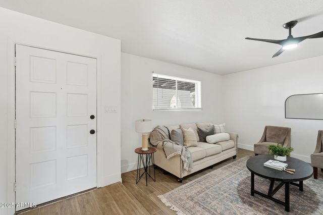 403 W GAIL Drive, Chandler, AZ 85225