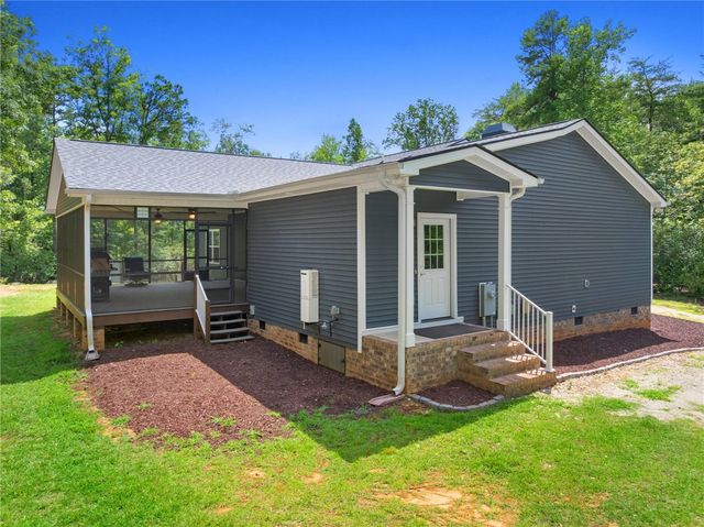 195 Centurion Lane, Pickens, SC 29671