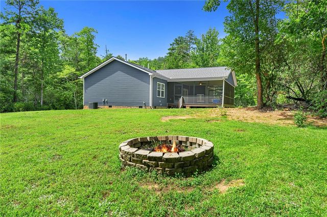 195 Centurion Lane, Pickens, SC 29671