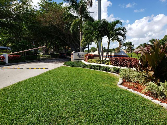 380 NW 67th Street 207, Boca Raton, FL 33487