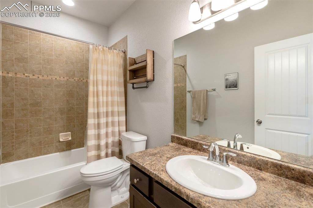 Image 17 of property listing at 9808 Wando Drive, Colorado Springs, CO 80925